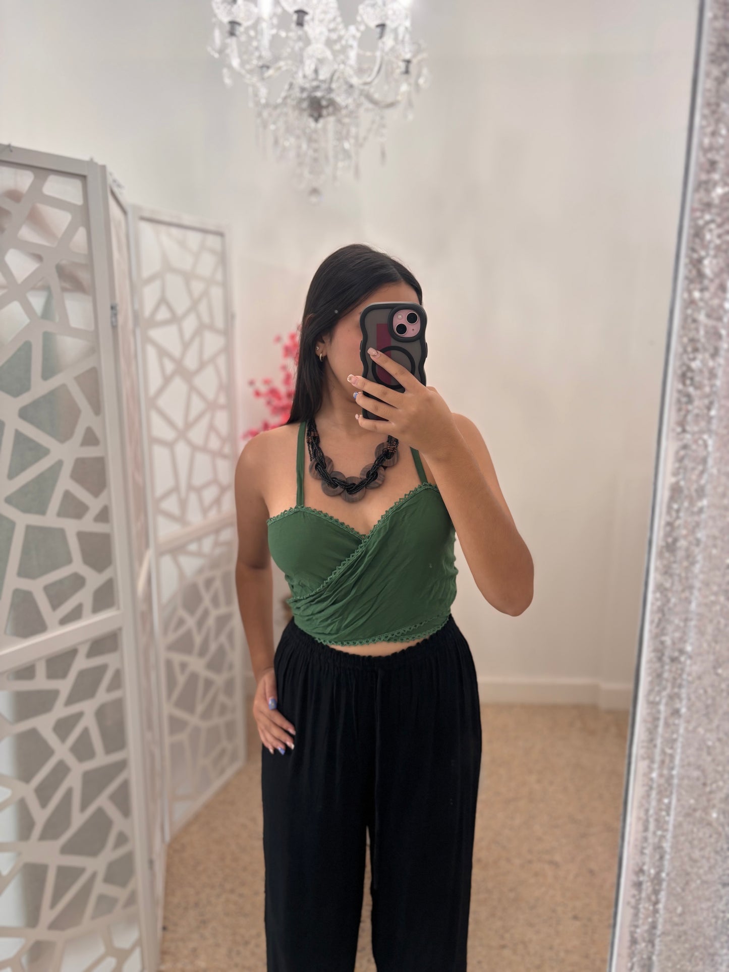 Crop Nilda